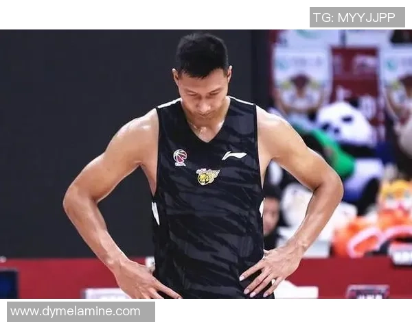 易建联重返赛场展现风采球迷热议其对中国篮球的影响与未来发展