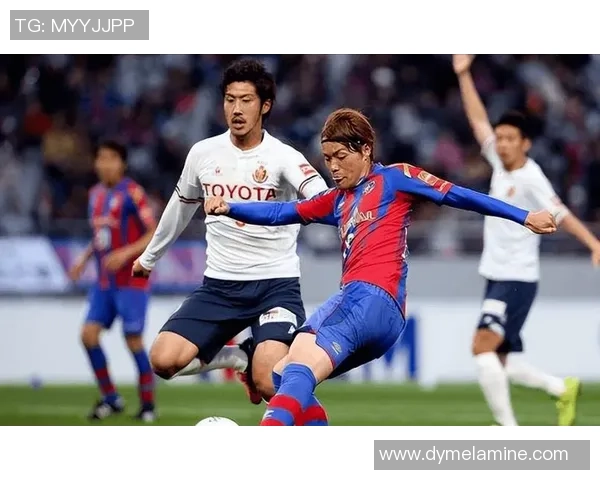 清水鼓动与罄田喜悦的激烈对决展现足球魅力与团队精神的巅峰时刻